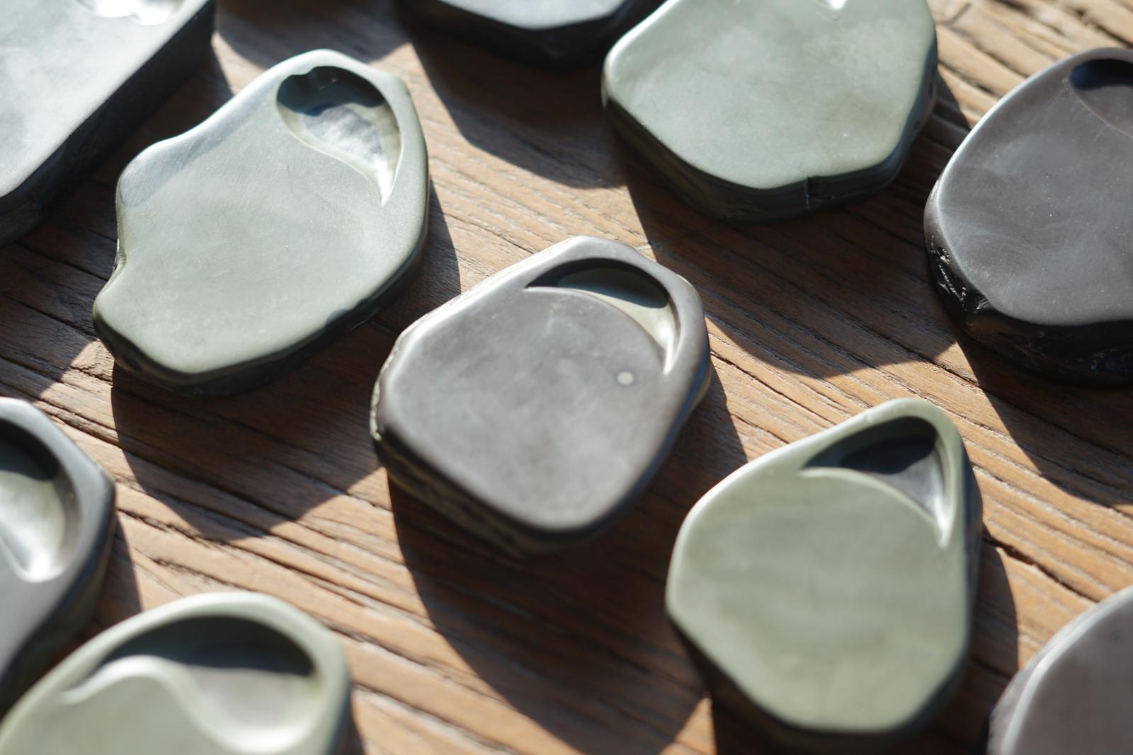Raw Stone Mini Inkstone Carving | Image 2 of 4